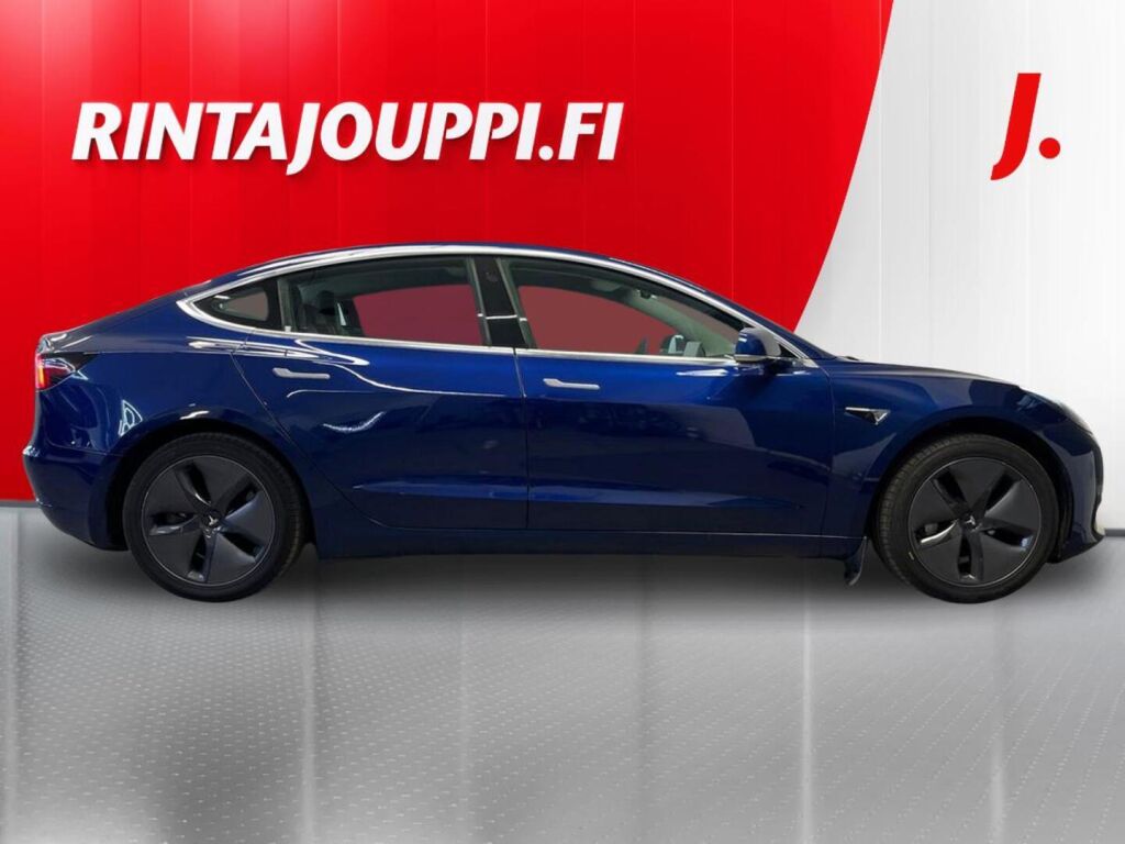 Tesla Model 3 2019 Sininen