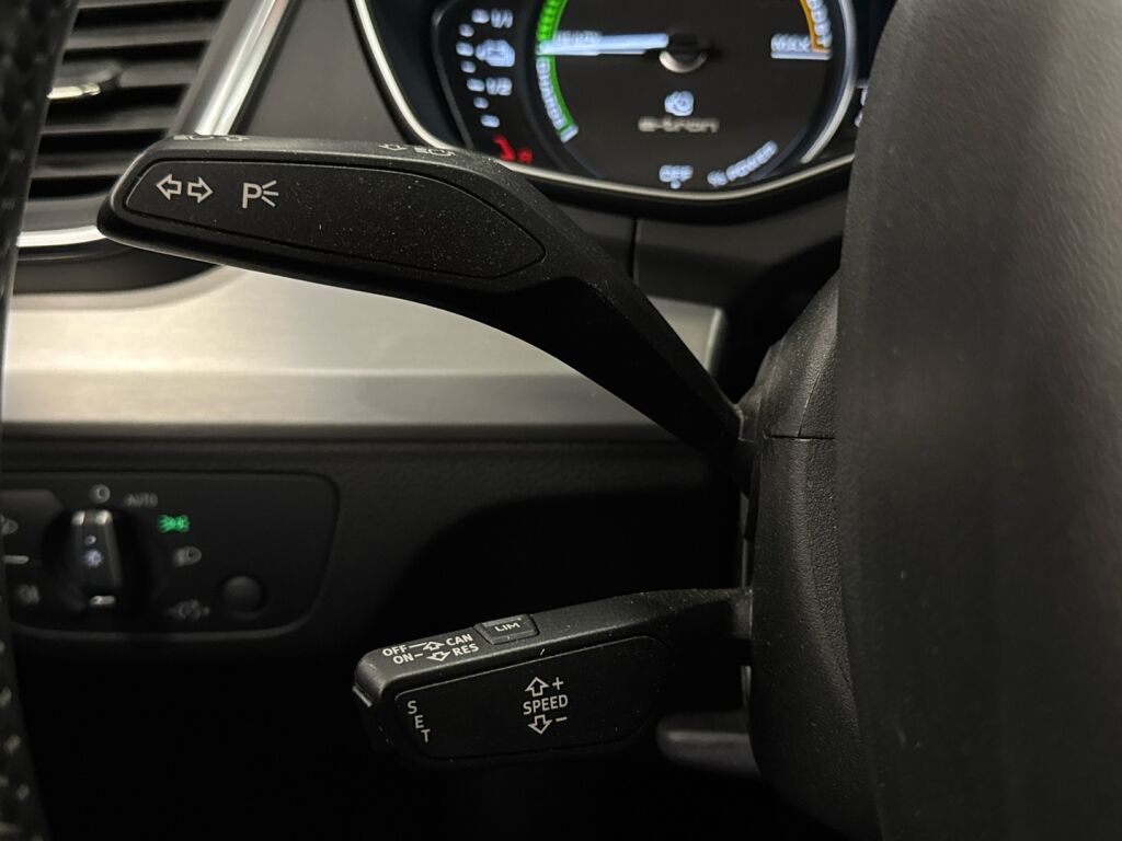 Audi Q5 2020 Valkoinen