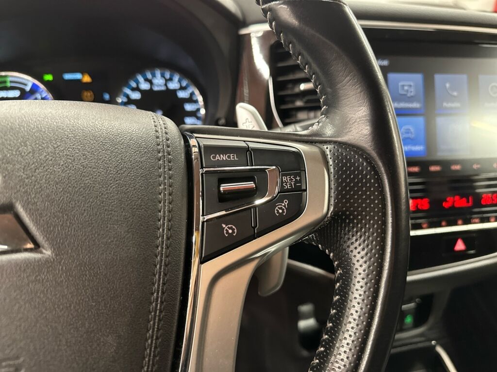 Mitsubishi Outlander PHEV 2020 Valkoinen