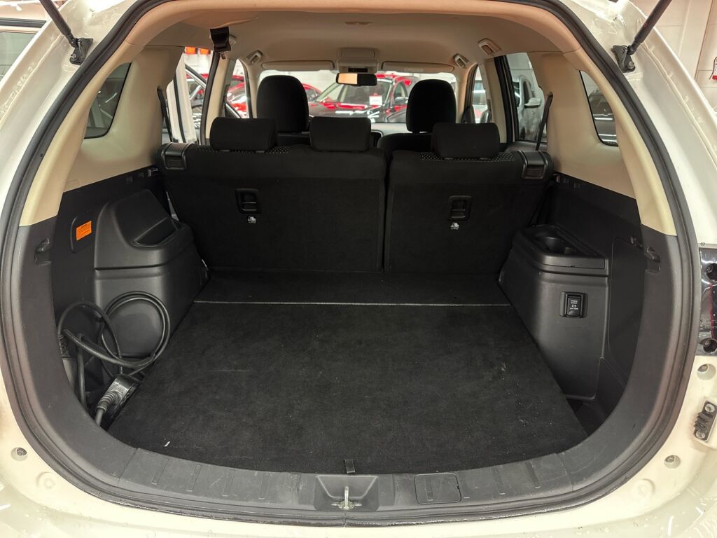 Mitsubishi Outlander PHEV 2020 Valkoinen