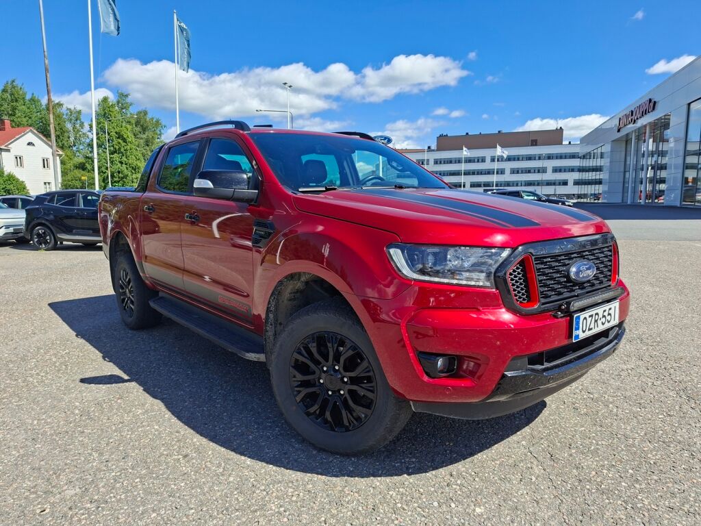 Ford Ranger 2023 Punainen