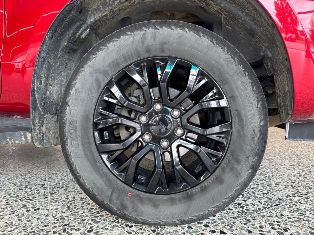 Ford Ranger 2023 Punainen