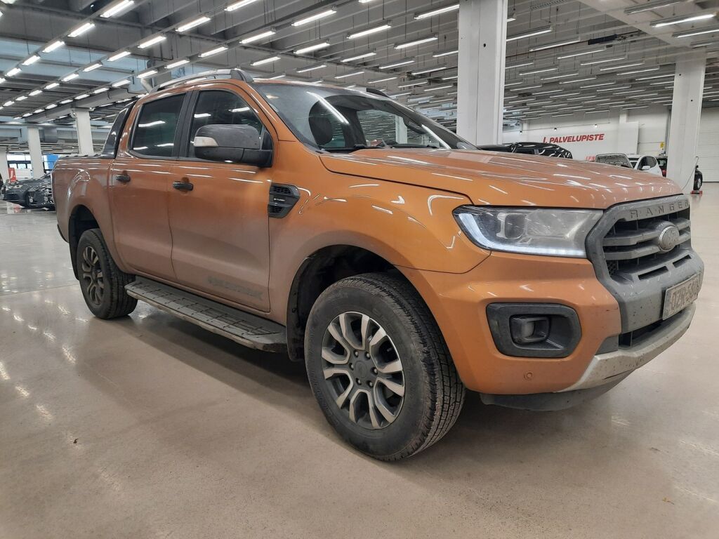 Ford Ranger 2023 Oranssi