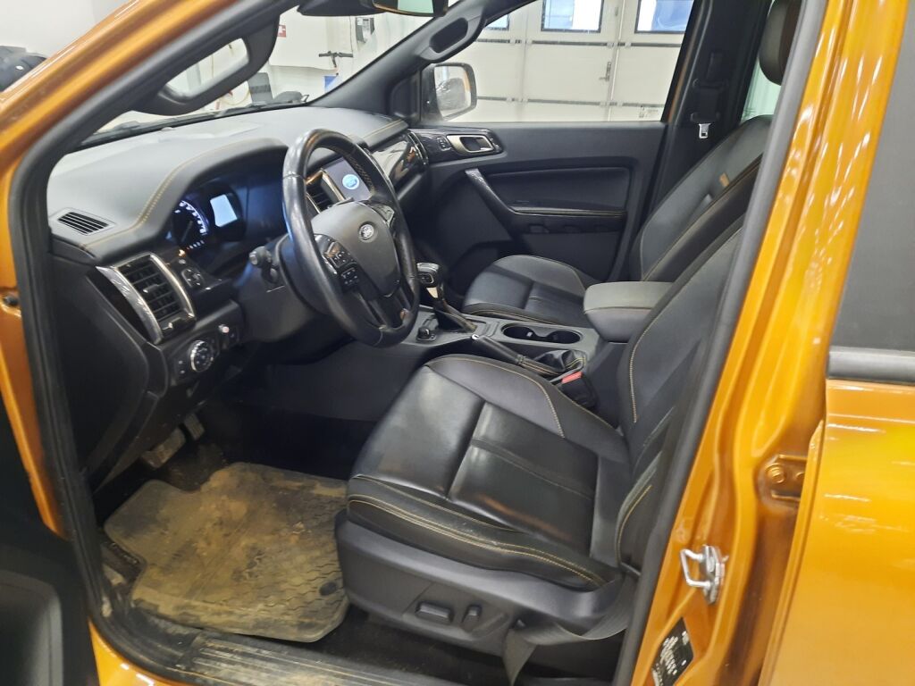 Ford Ranger 2023 Oranssi