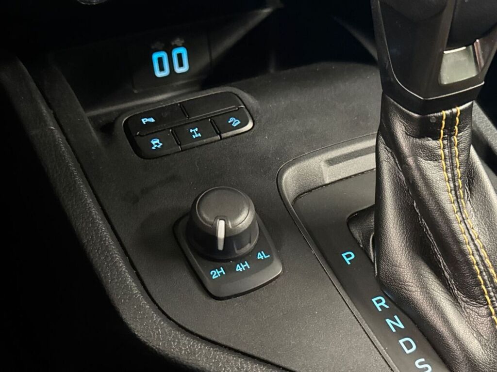 Ford Ranger 2023 Oranssi