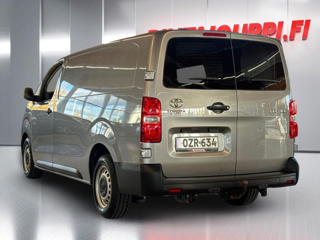 Toyota Proace 2023 Metallinhohto Hopea
