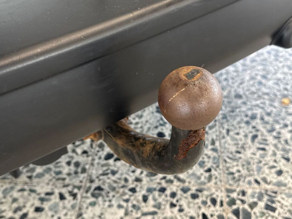 Toyota Proace 2023 Metallinhohto Hopea