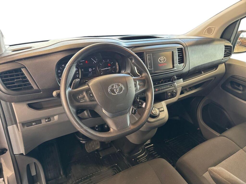 Toyota Proace 2023 Metallinhohto Hopea