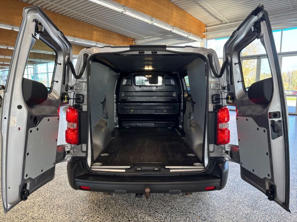 Toyota Proace 2023 Metallinhohto Hopea