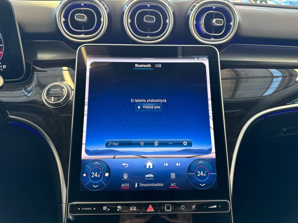 Mercedes-Benz C 2023 Musta