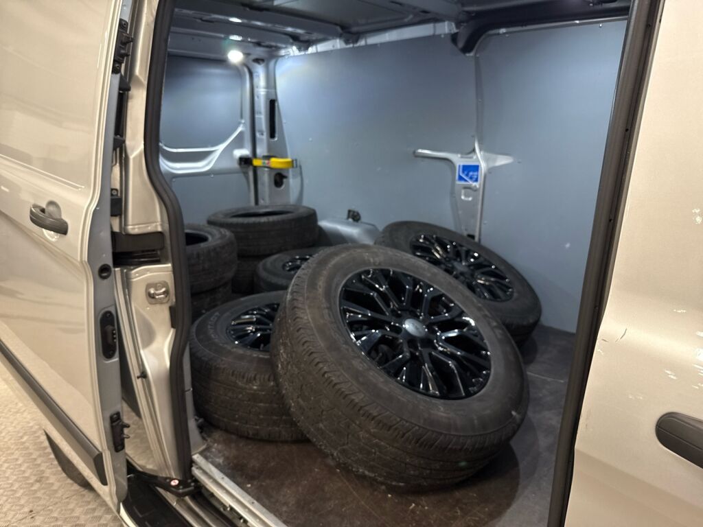 Ford Transit Custom 2023 Harmaa