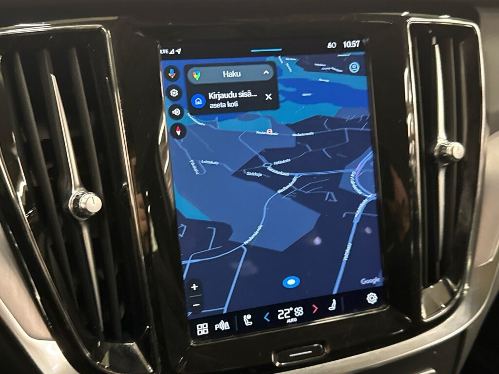 Volvo V60 Cross Country 2023 Musta