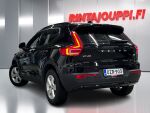 Volvo XC40 2023 Musta