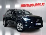 Volvo XC40 2023 Musta