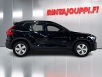 Volvo XC40 2023 Musta