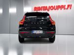 Volvo XC40 2023 Musta