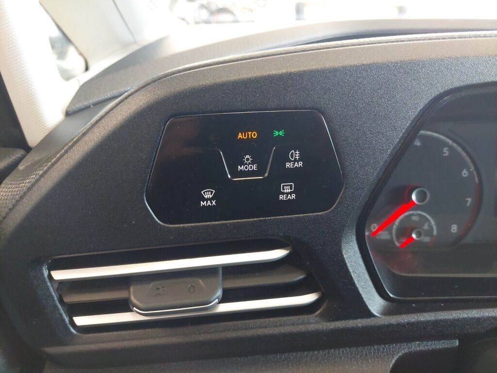 Volkswagen Caddy Maxi 2023 Vihreä