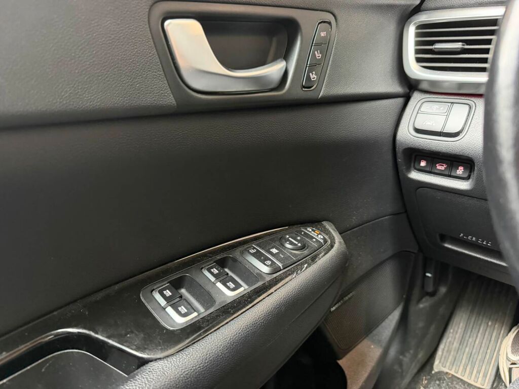 Kia Optima 2019 Musta