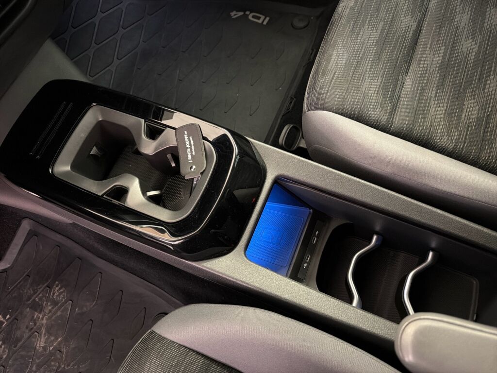 Volkswagen ID.4 2023 Valkoinen