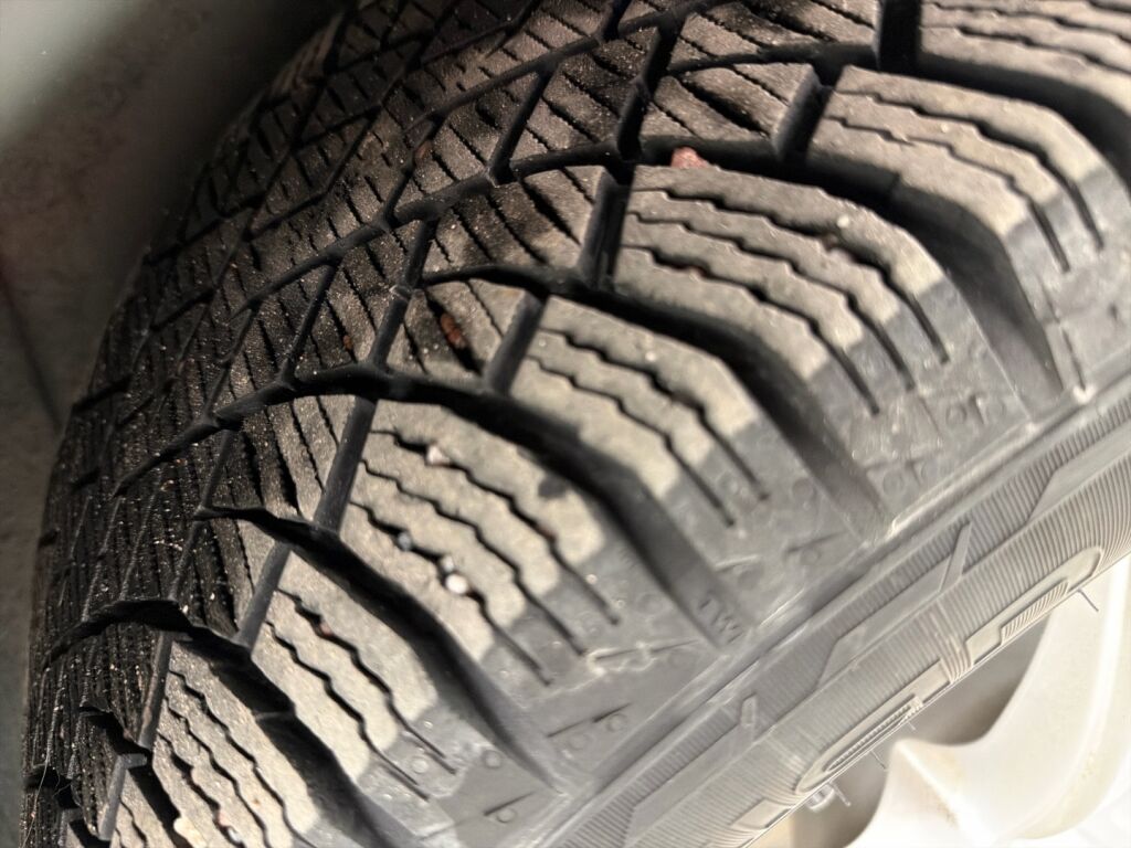 Volkswagen ID.4 2023 Valkoinen