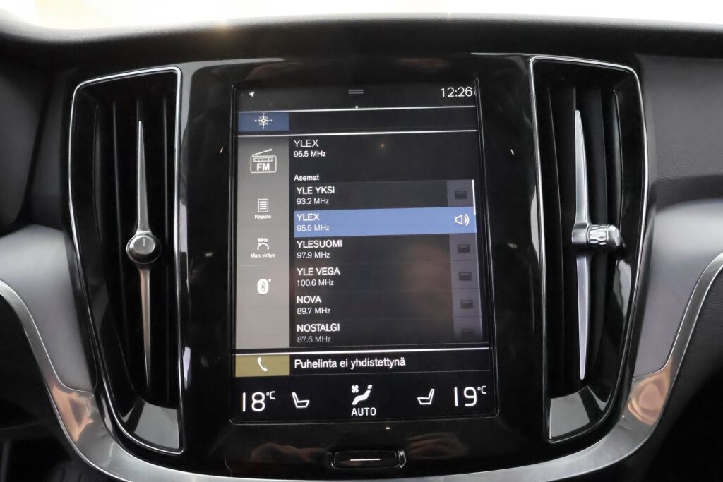 Volvo V60 2020 Valkoinen