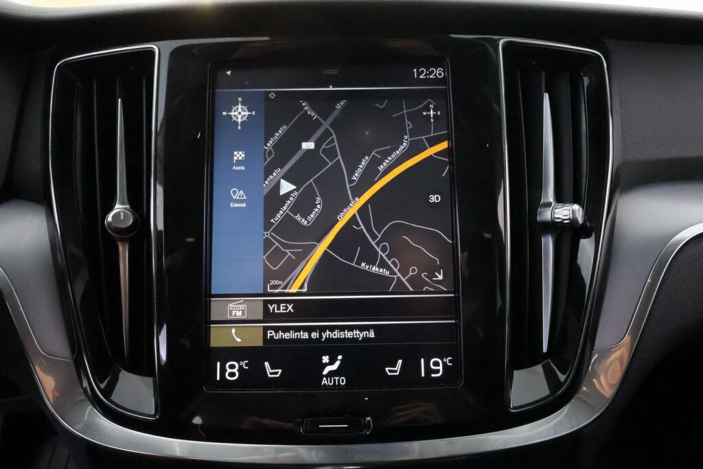 Volvo V60 2020 Valkoinen