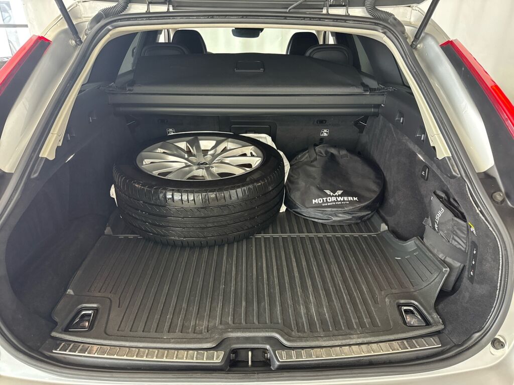 Volvo V90 2019 Hopea