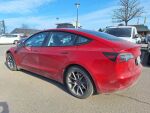 Tesla Model 3 2021 Punainen