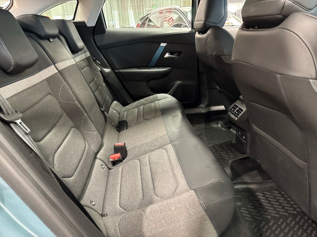 Citroen C4 2021 Sininen