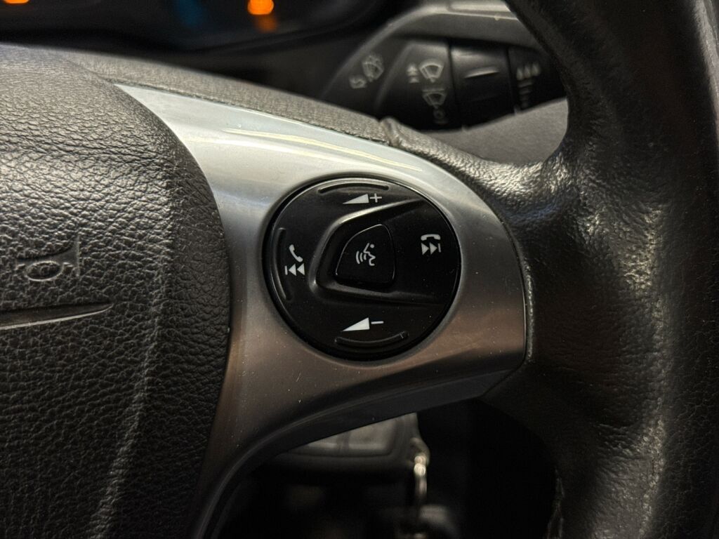 Ford Transit Custom 2017 Valkoinen