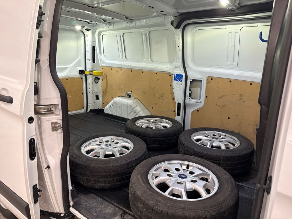 Ford Transit Custom 2017 Valkoinen