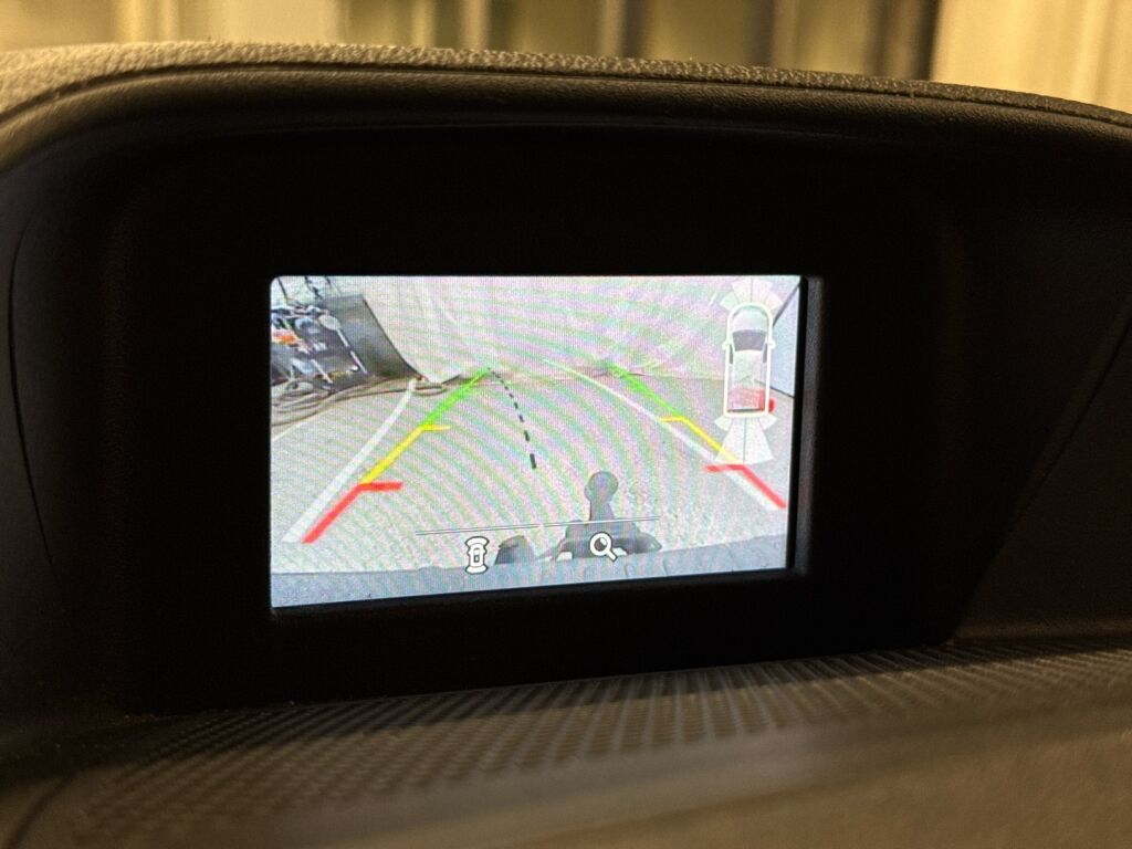 Ford Transit Custom 2017 Valkoinen