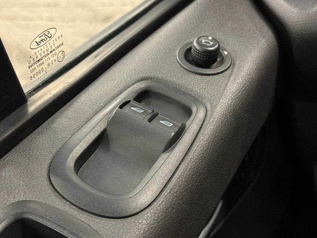 Ford Transit Custom 2017 Valkoinen