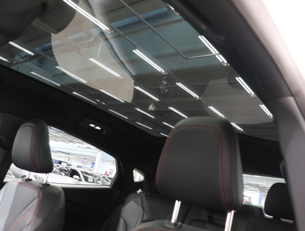 Ford Mustang Mach-E 2023 Valkoinen