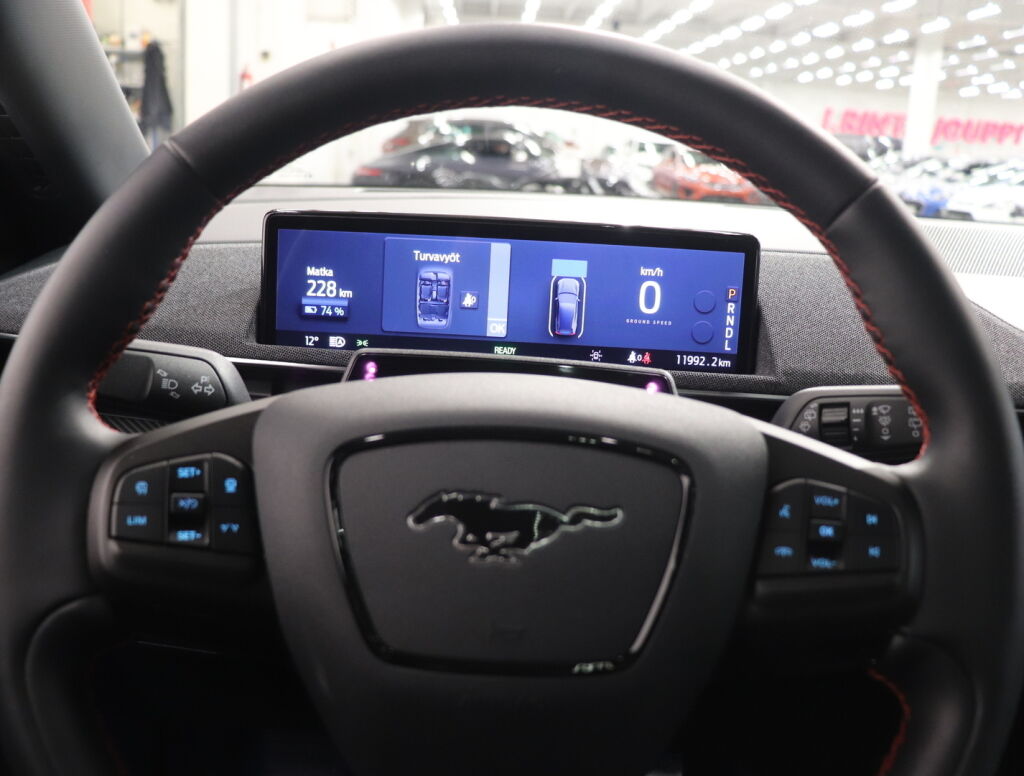 Ford Mustang Mach-E 2023 Valkoinen