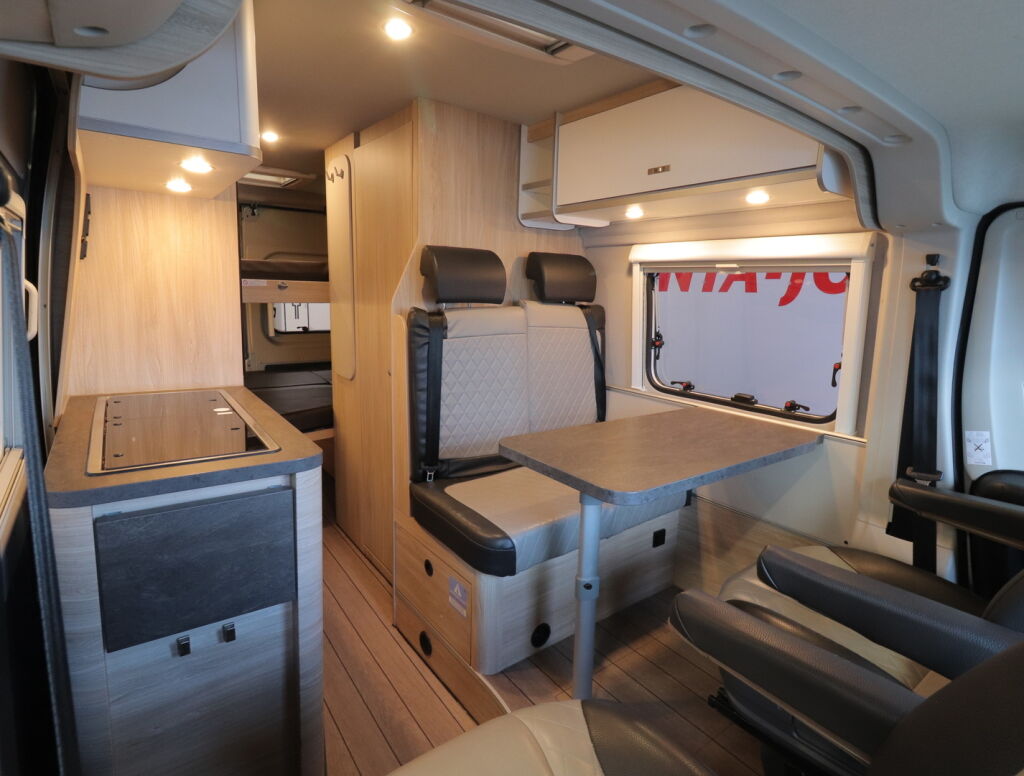 Weinsberg R47 CARABUS 600 2021 