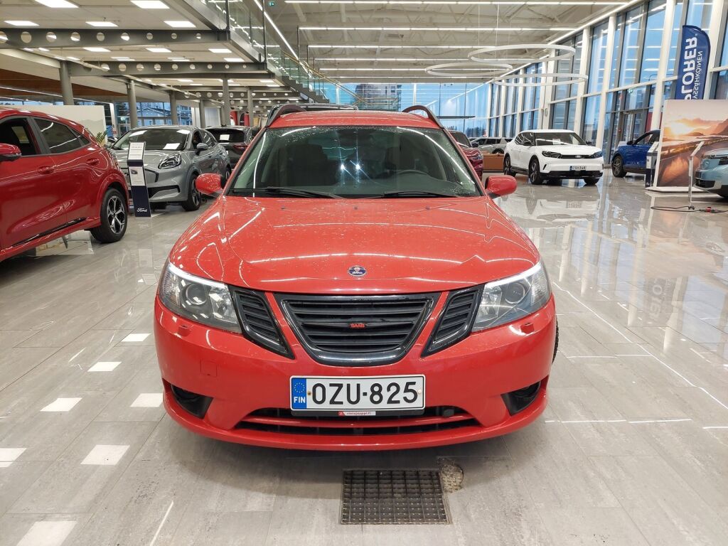 Saab 9-3 2010 Punainen