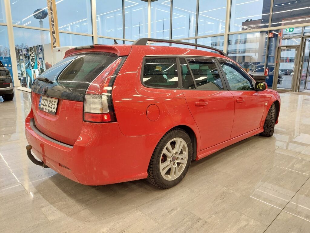 Saab 9-3 2010 Punainen