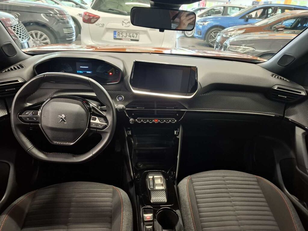 Peugeot e-2008 2023 Oranssi