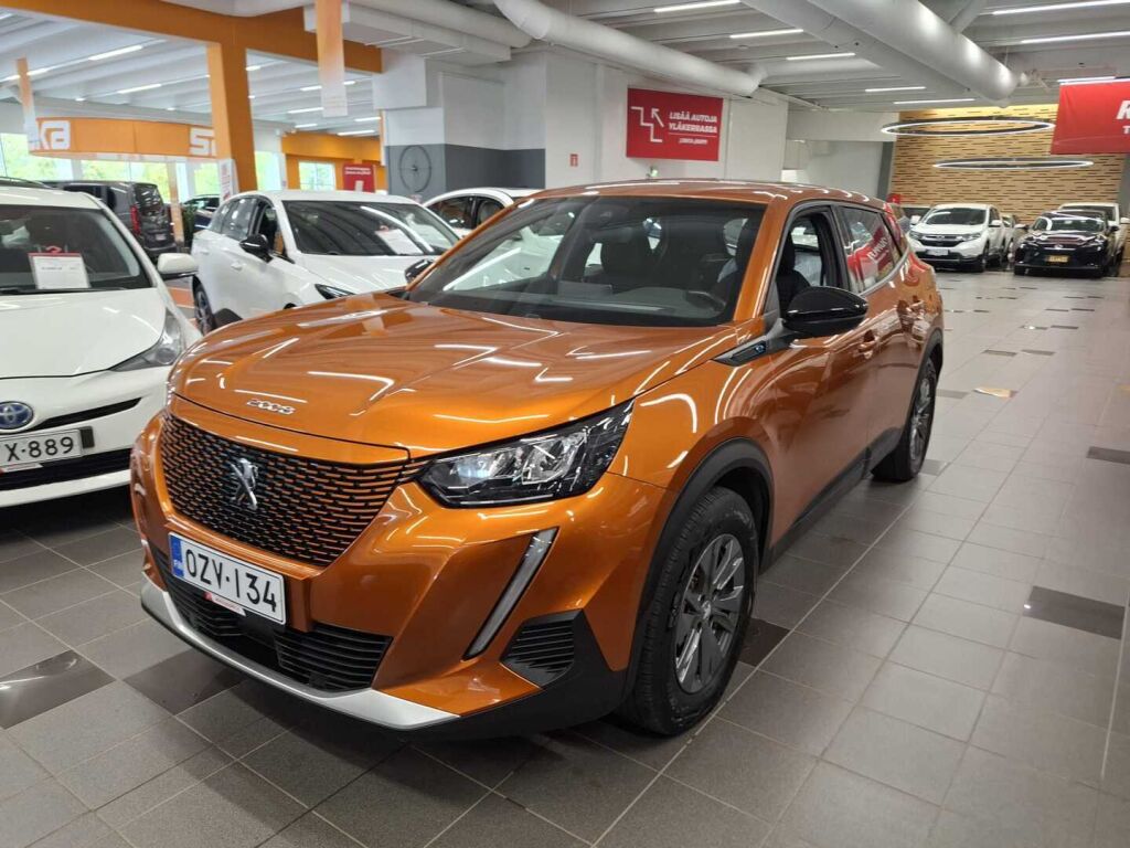 Peugeot e-2008 2023 Oranssi