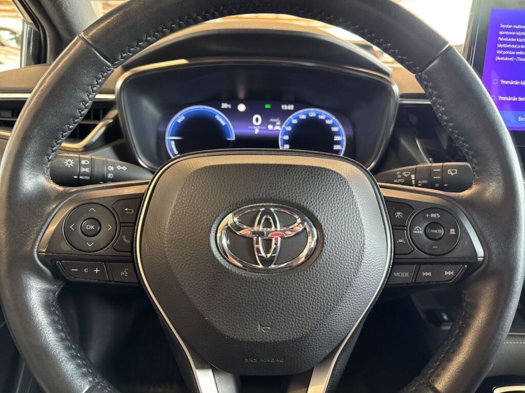 Toyota Corolla 2023 Musta