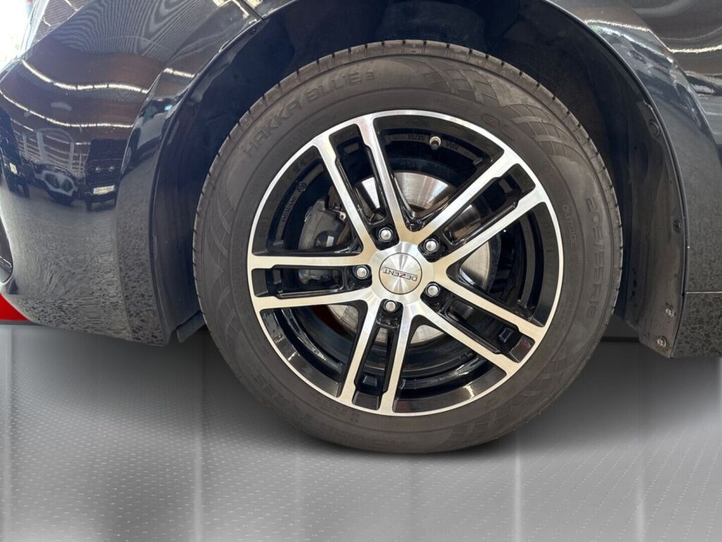 Toyota Corolla 2023 Musta