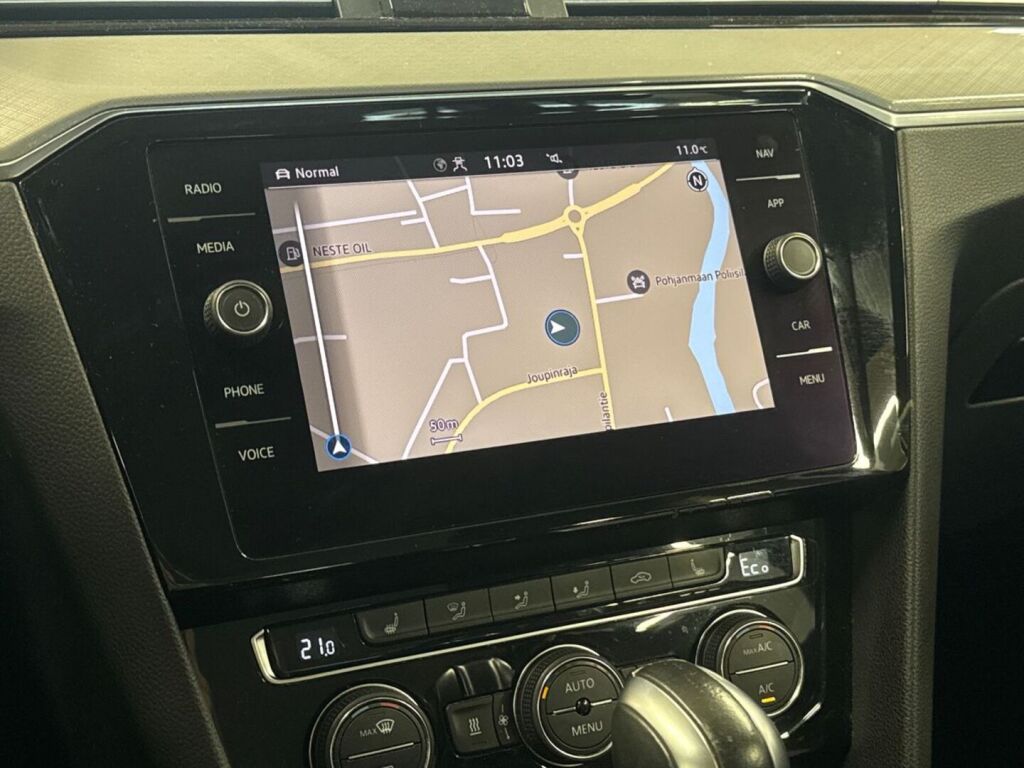 Volkswagen Passat 2020 Sininen