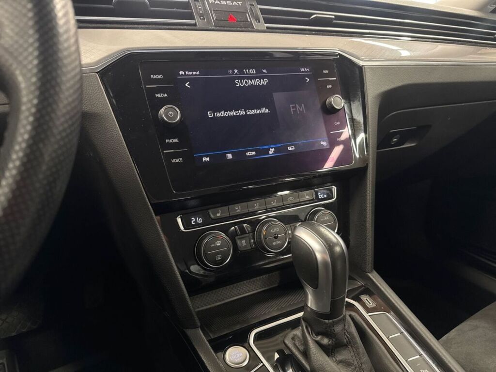 Volkswagen Passat 2020 Sininen