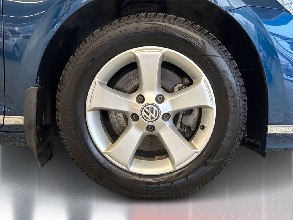 Volkswagen Passat 2020 Sininen