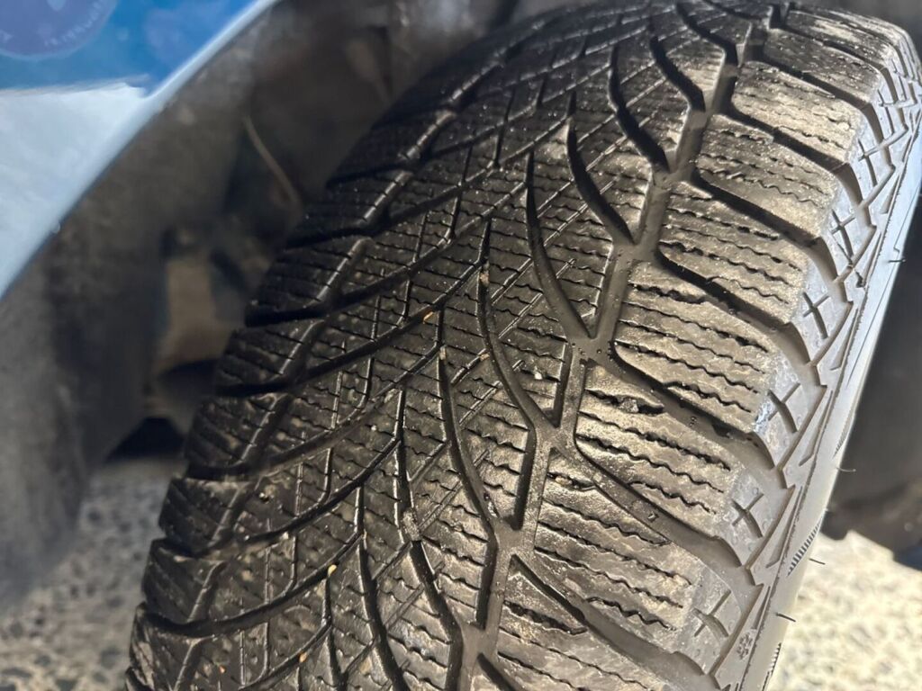 Volkswagen Passat 2020 Sininen