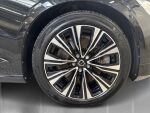 Volvo V60 2023 Musta