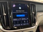 Volvo V60 2023 Musta