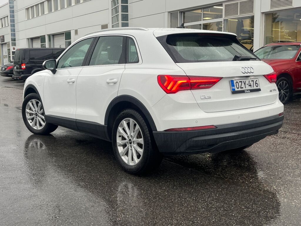 Audi Q3 2023 Valkoinen