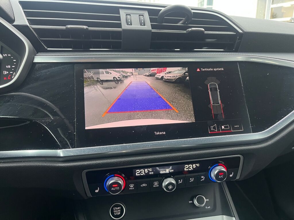Audi Q3 2023 Valkoinen